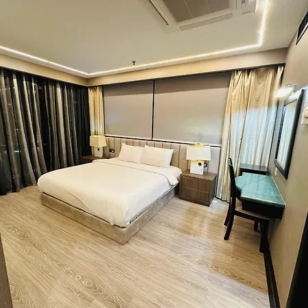Family Suites At Times Square Kuala Lumpur Exterior photo