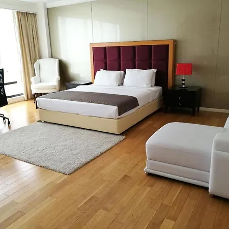 Family Suites At Times Square Kuala Lumpur Exterior photo